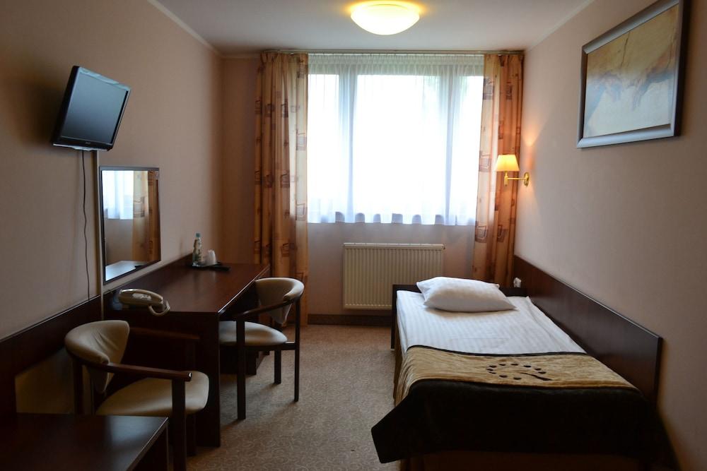 Boutique Hotel'S Kwiska - Legnicka Wrocław Exteriör bild