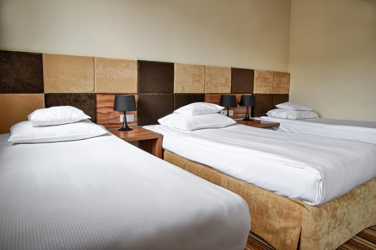 Boutique Hotel'S Kwiska - Legnicka Wrocław Exteriör bild