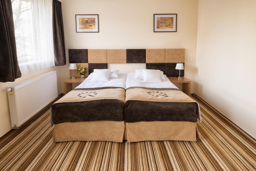 Boutique Hotel'S Kwiska - Legnicka Wrocław Exteriör bild