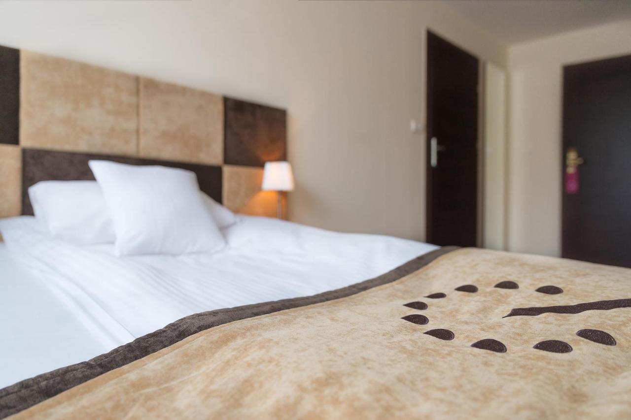 Boutique Hotel'S Kwiska - Legnicka Wrocław Exteriör bild